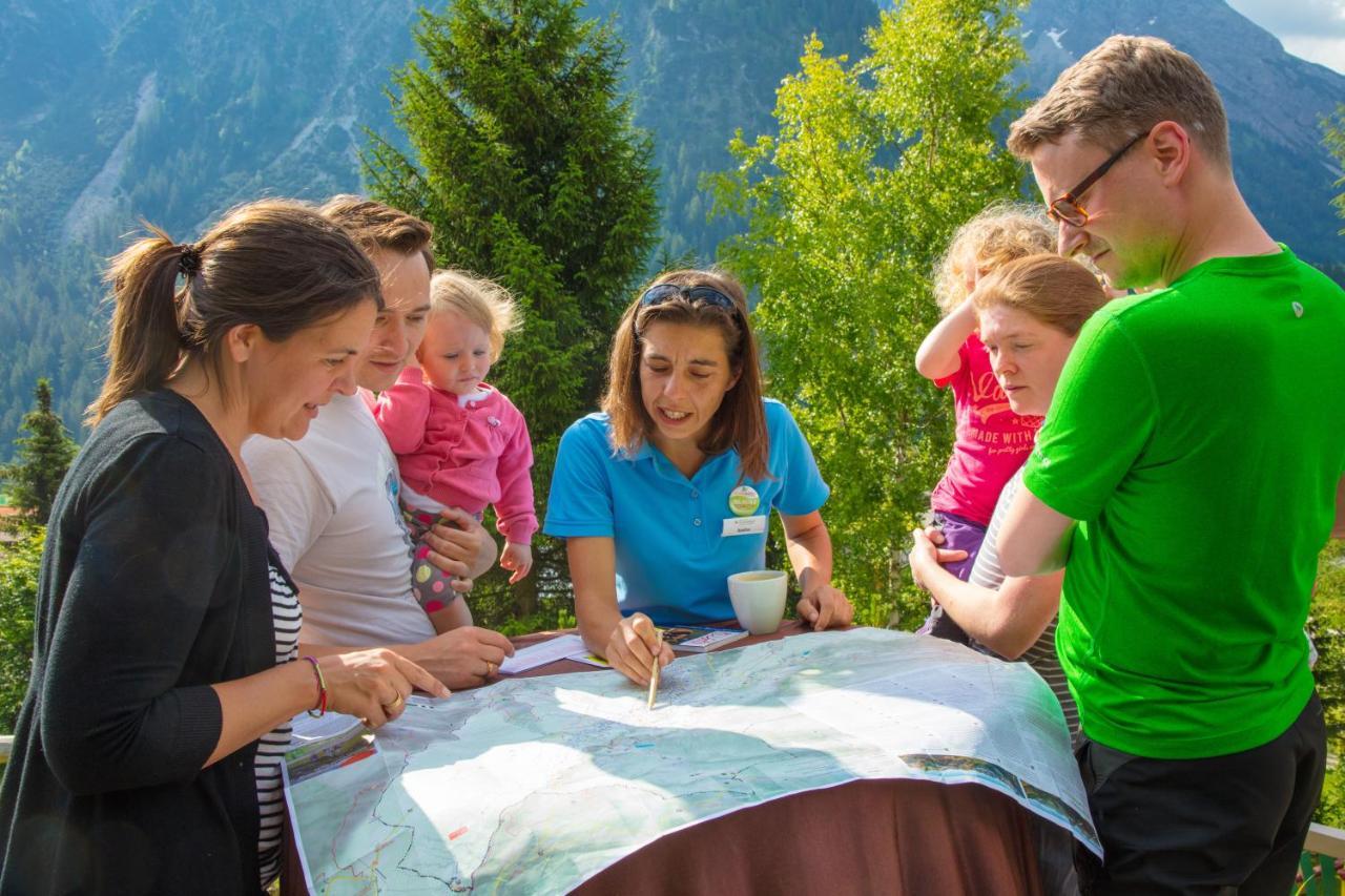 Der Kleinwalsertaler Rosenhof Otel Mittelberg Dış mekan fotoğraf